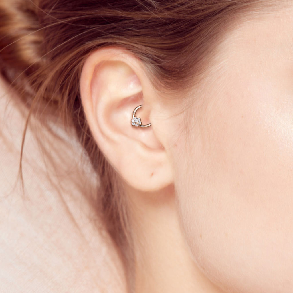 Titanium Hinged Ring 16G with Front Facing Flower Gem